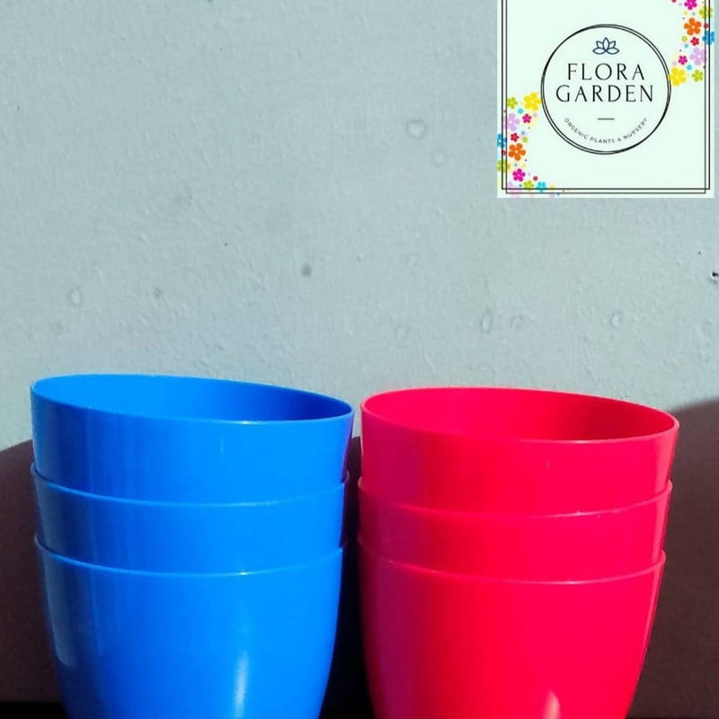 Kunwar Rajan Singh Pots Plastic pots (set of 20)
