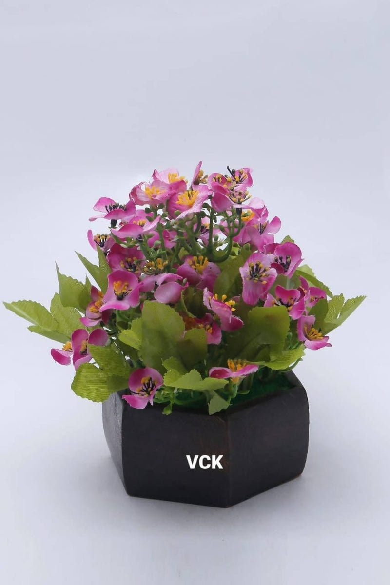 Spacio Decor Pots Pots Wooden pot with artificial flowers